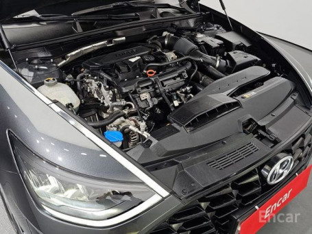 Hyundai Sonata (DN8)