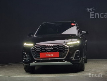 Audi - Q5 (FY) 45 TFSI Quattro Premium