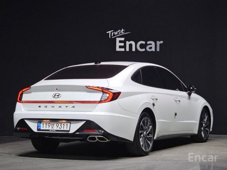 Hyundai Sonata (DN8)