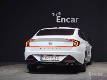 Hyundai Sonata (DN8)