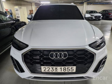 Audi - Q5 (FY) 40 TDI Quatrro Premium