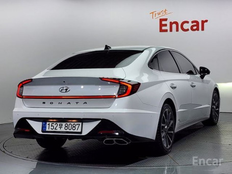 Hyundai Sonata (DN8)