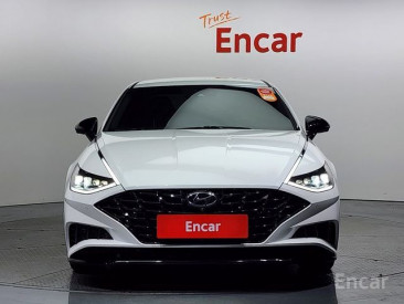 Hyundai Sonata (DN8)