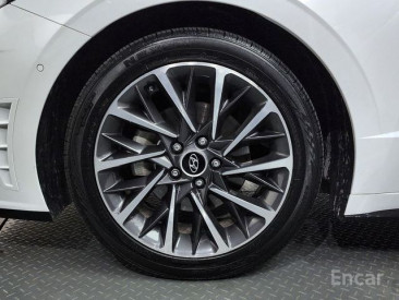 Hyundai Sonata (DN8)