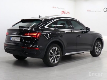Audi - Q5 (FY) 40 TDI Quattro Sportpack