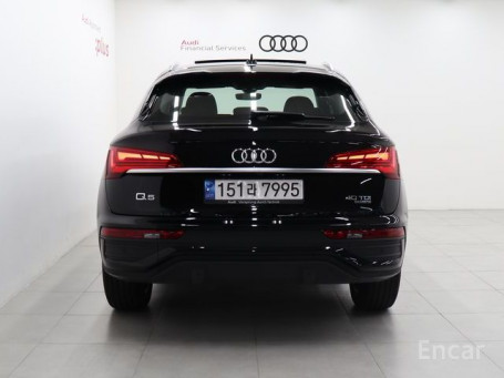 Audi - Q5 (FY) 40 TDI Quattro Sportpack