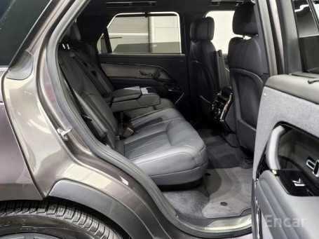 Land Rover - Range Rover Sport D300 HSE Dynamic