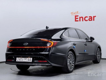 Hyundai Sonata (DN8) Hybrid