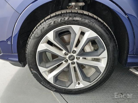 Audi - Q7 (4M) 55 TFSI Quattro Premium