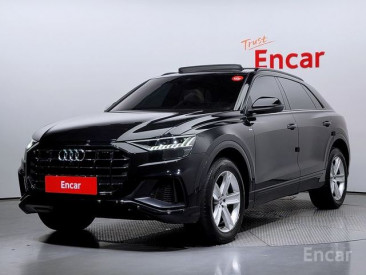 Audi - Q8 45 TDI Quattro Premium