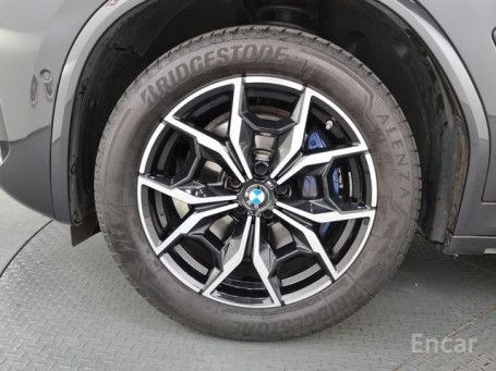 BMW - X4 (G02) xDrive 20i M Sport