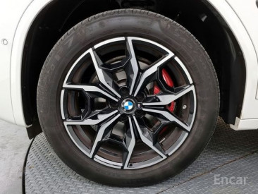 BMW - X4 (G02) xDrive 20i M Sport Pro