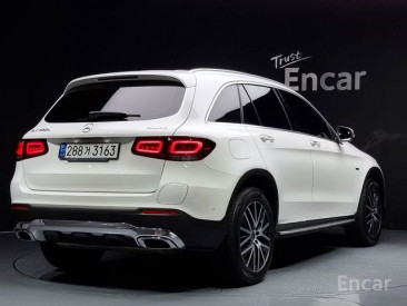 Mercedes - GLC-Class X253 GLC300e 4MATIC