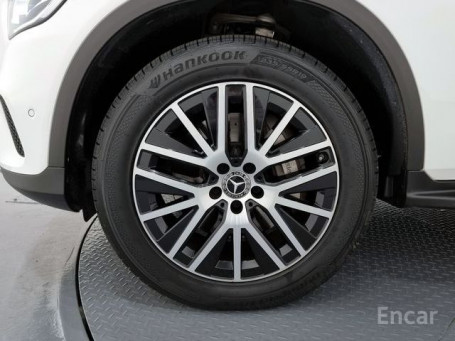 Mercedes - GLC-Class X253 GLC300e 4MATIC