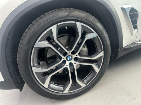 BMW - X5 (G05) xDrive 40i xLine