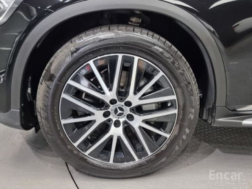 Mercedes - GLC-Class X253 GLC220d 4MATIC