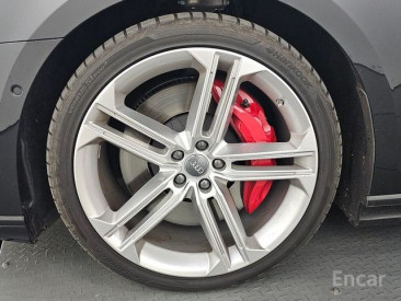 Audi - S8 (D5) 4,0 TFSI Quattro LWB