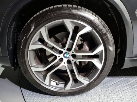 BMW - X5 (G05) xDrive 40i xLine