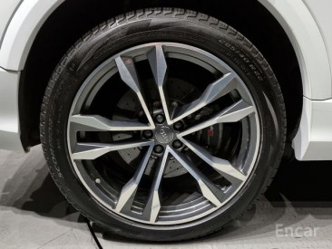 Audi - SQ8 (4M) 4,0 TDI Quattro