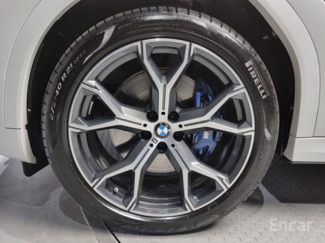BMW - X6 (G06) xDrive 40i M Sport