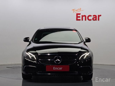 Mercedes - E-Class W213 E250 Avantgarde