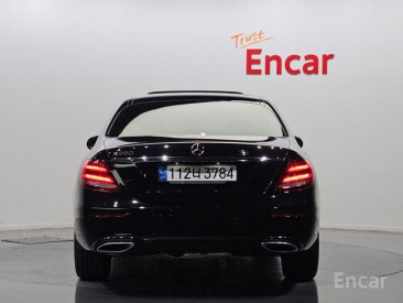 Mercedes - E-Class W213 E250 Avantgarde