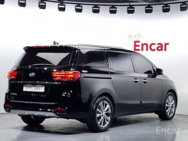 Kia Carnival (До рест)