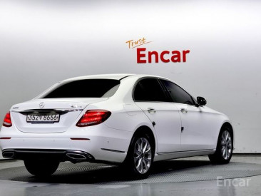 Mercedes - E-Class W213 E300 4MATIC Exclusive