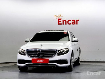 Mercedes - E-Class W213 E300 4MATIC Exclusive