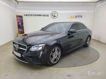 Mercedes - E-Class W213 E300 4MATIC AMG Line