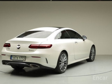 Mercedes- E-Class W213 E450 4MATIC Coupe