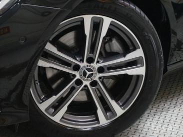 Mercedes - E-Class W213 E250 Avantgarde