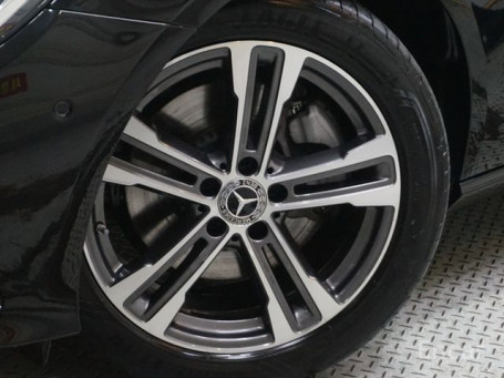 Mercedes - E-Class W213 E250 Avantgarde