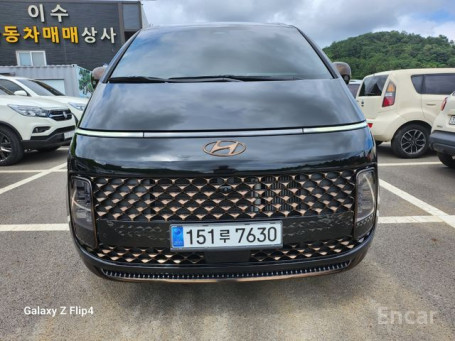 Hyundai Staria Lounge