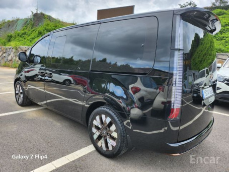 Hyundai Staria Lounge