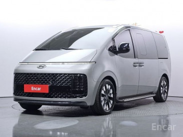Hyundai Staria Lounge