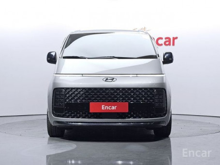 Hyundai Staria Lounge