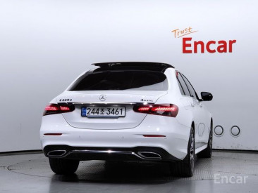 Mercedes- E-Class W213 E220d 4MATIC AMG Line