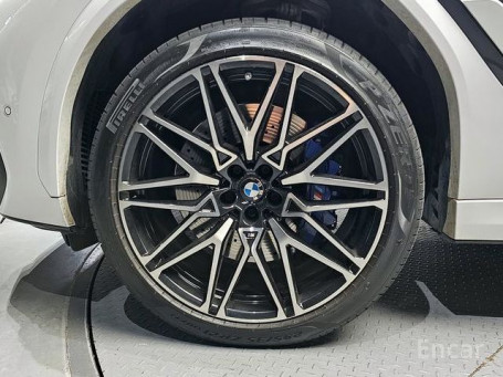 BMW - X6M (G06) 4,4 Competition