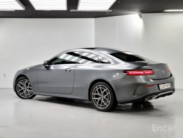 Mercedes - E-Class W213 E300d 4MATIC Coupe